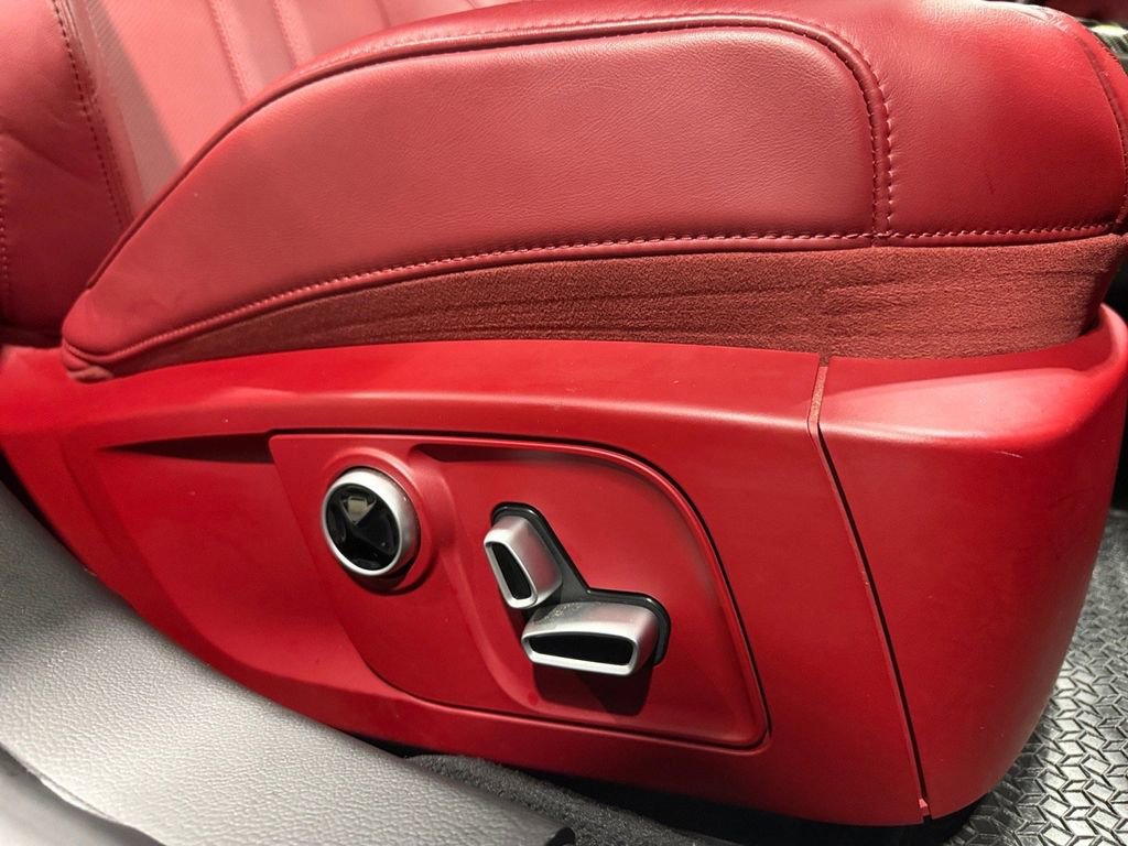 Used 2022 Maserati Quattroporte Modena Q4 image 15