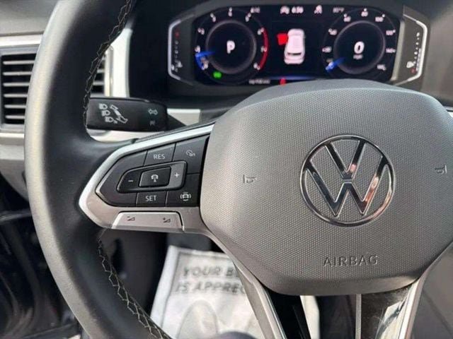 Used 2022 Volkswagen Atlas Cross Sport SE AWD/4WD image 7