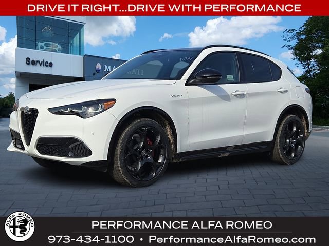 New 2026 Alfa Romeo Stelvio Sprint AWD/4WD image 1