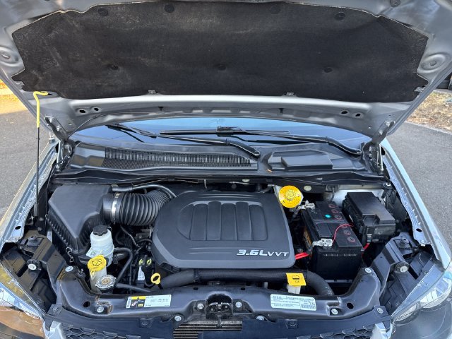 Used 2018 Dodge Grand Caravan GT FWD image 28