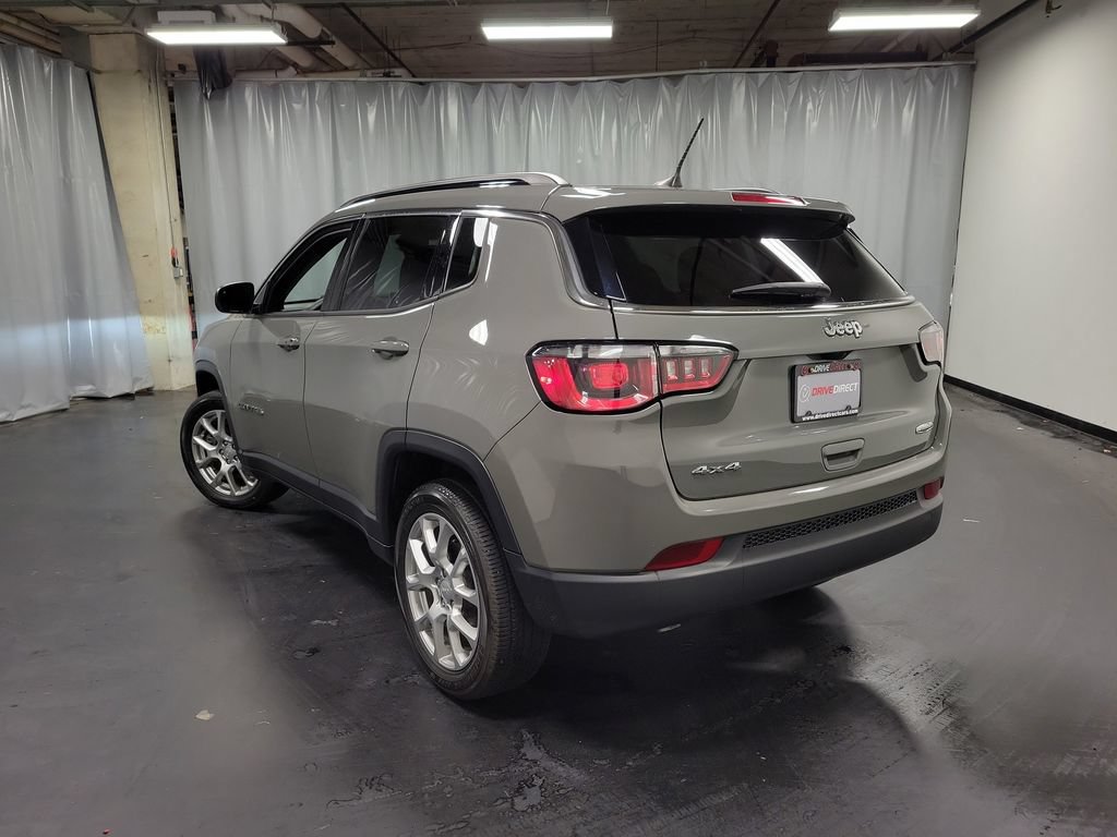 Used 2023 Jeep Compass Latitude AWD/4WD image 6