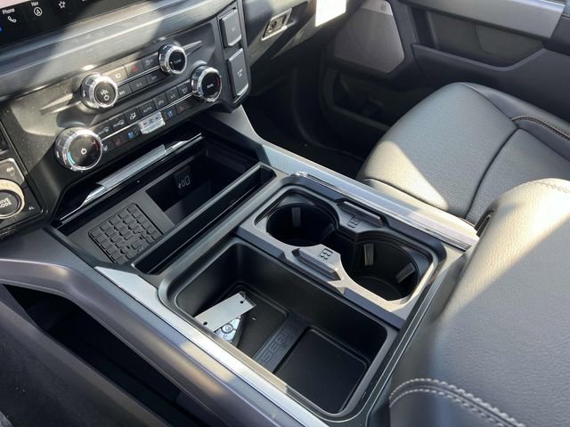 New 2025 Ford F350 Lariat w/ Lariat Ultimate Package image 23