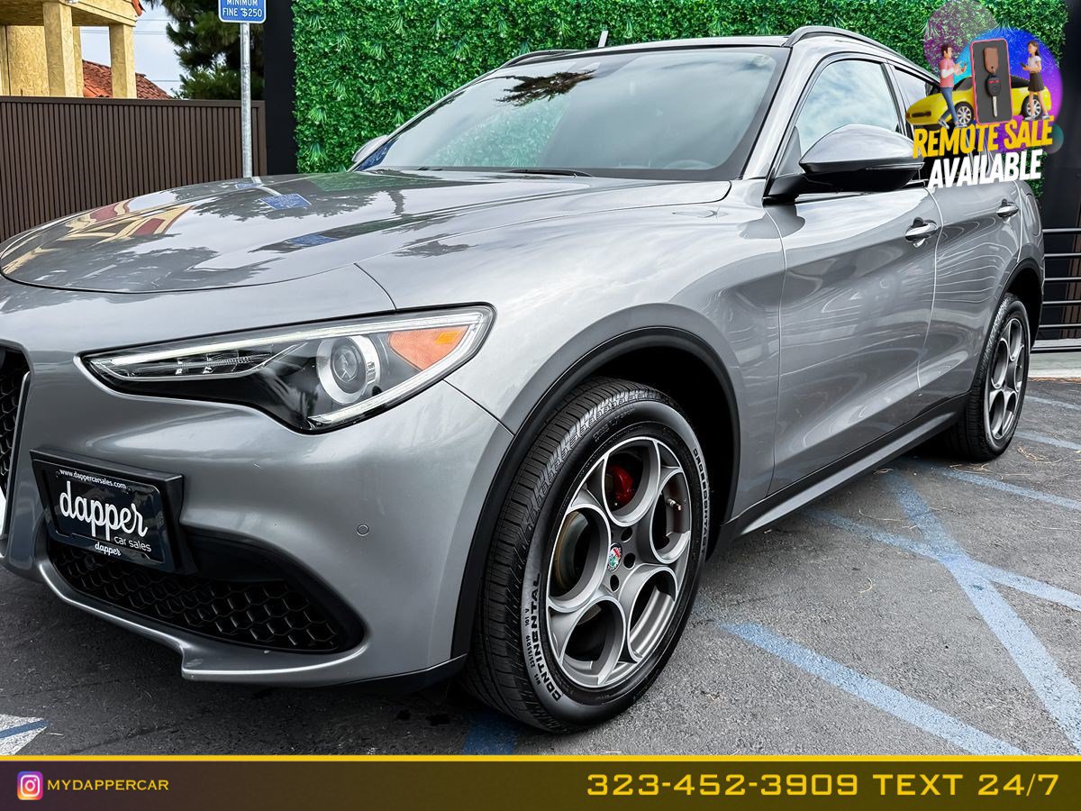 Used 2018 Alfa Romeo Stelvio Ti Sport AWD/4WD image 2