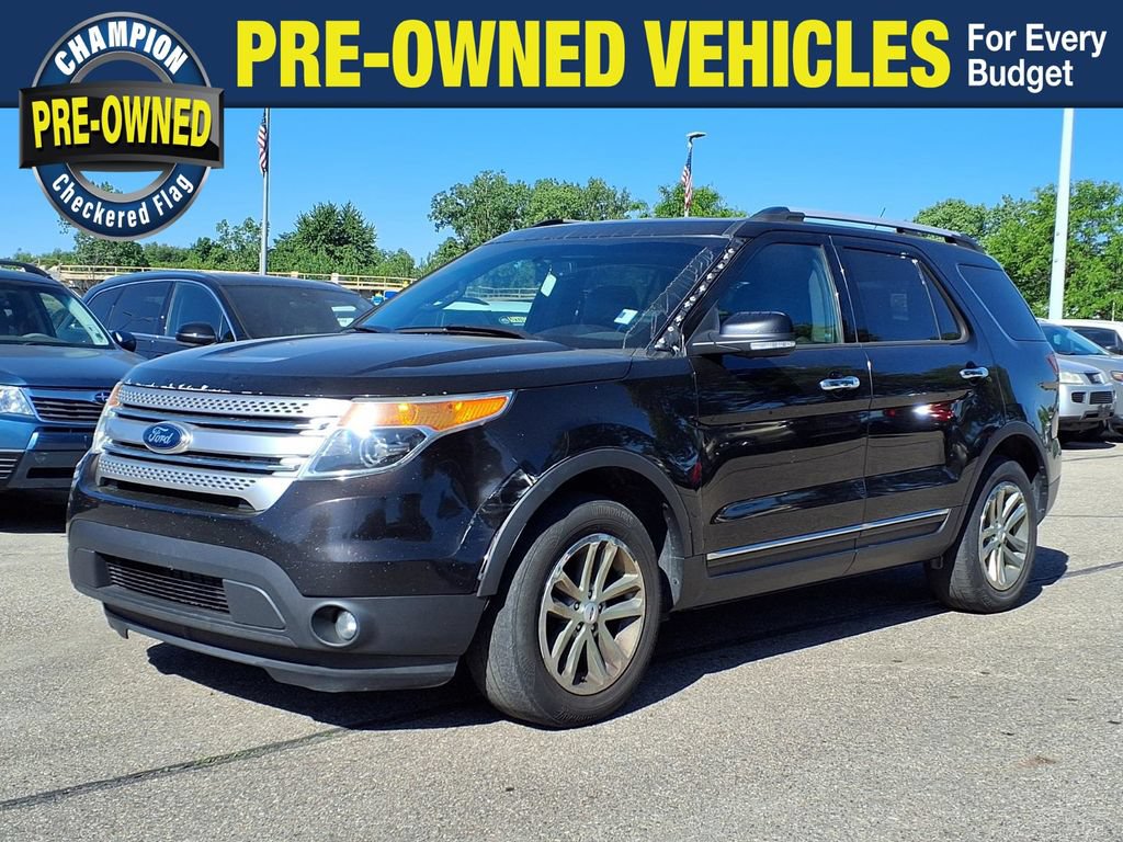 Used 2014 Ford Explorer XLT w/ Equipment Group 202A AWD/4WD image 1