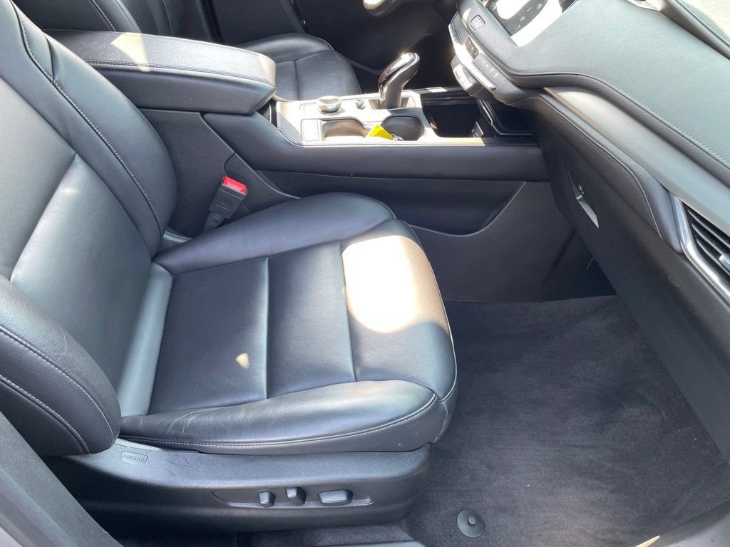Used 2023 Cadillac XT4 Premium Luxury w/ Cold Weather Package AWD/4WD image 12