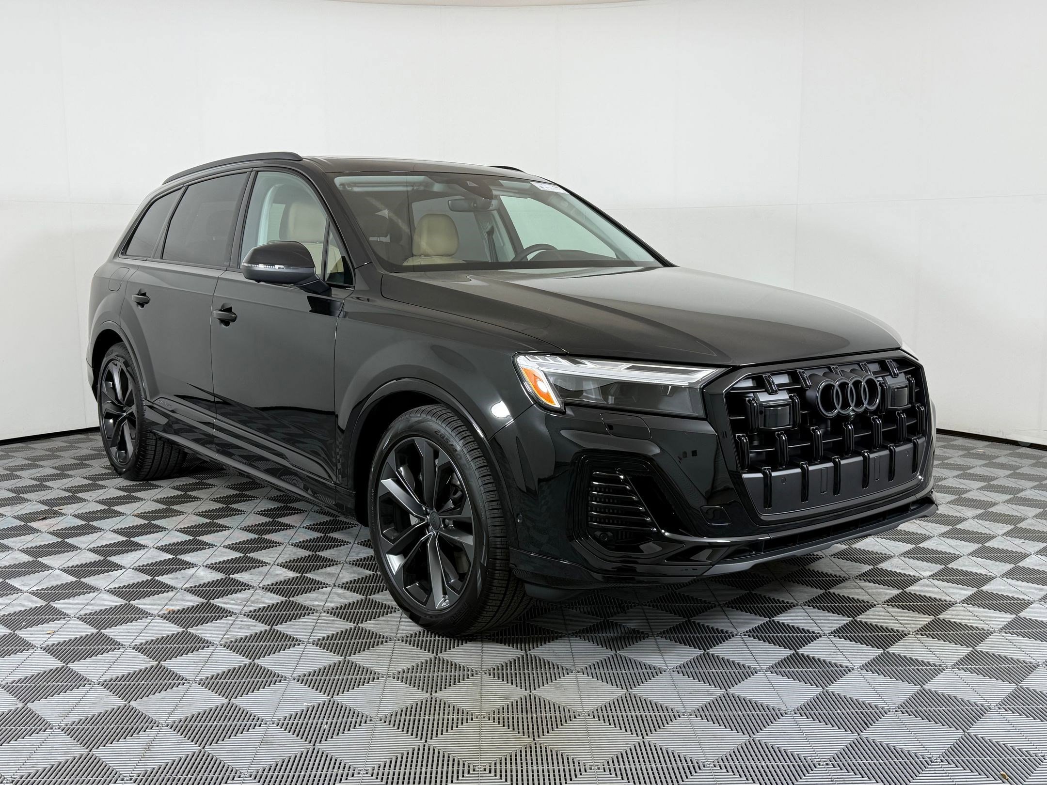 New 2026 Audi Q7 3.0T Premium Plus image 7