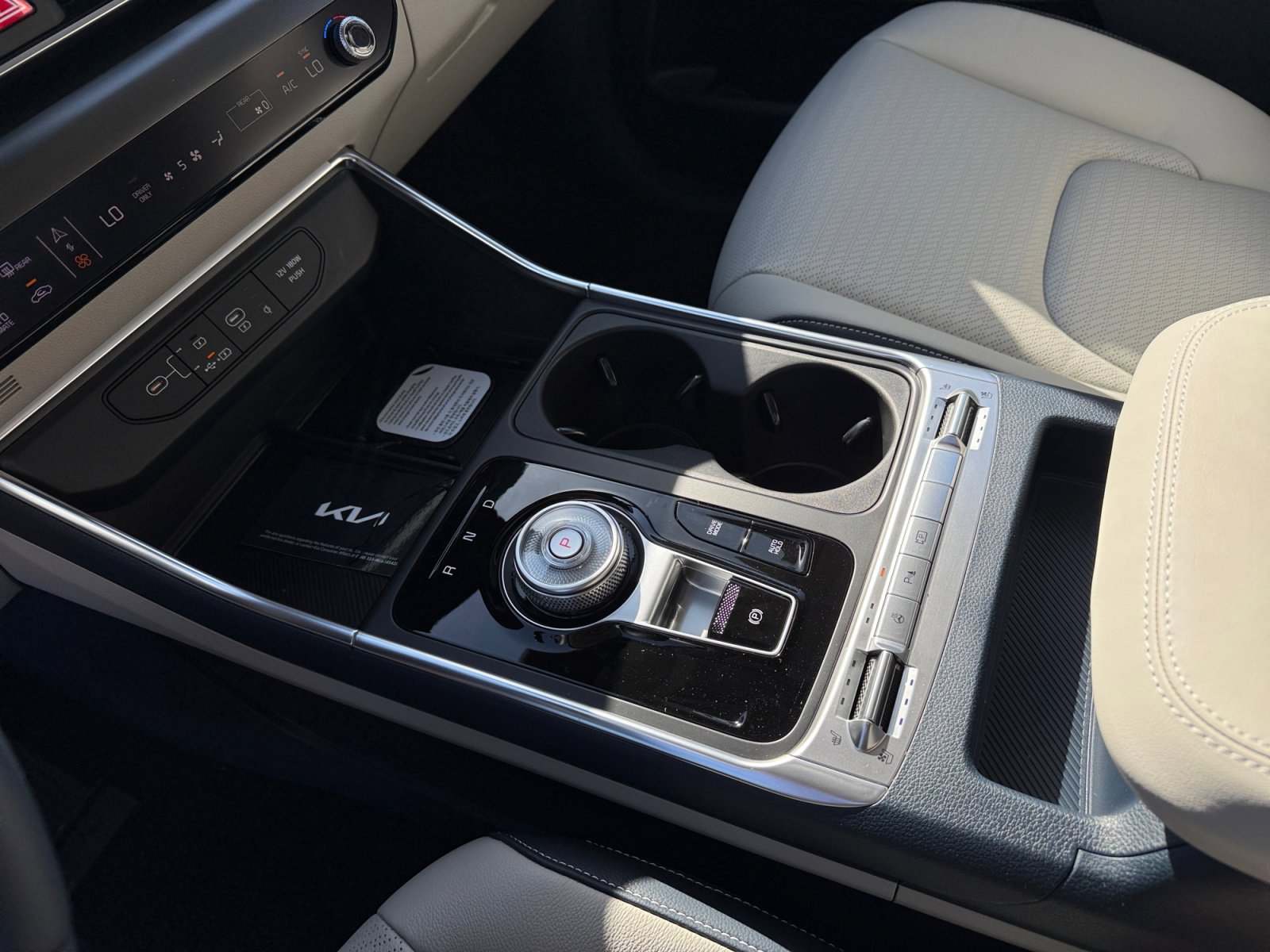 New 2026 Kia Carnival SX Prestige image 13