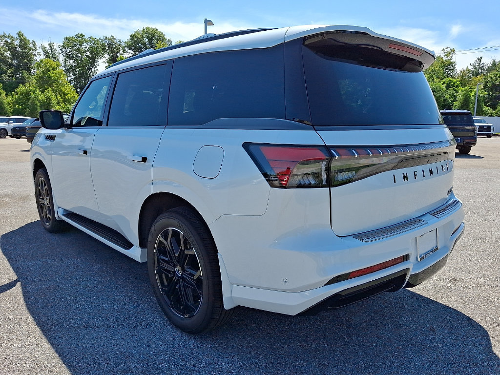 New 2027 INFINITI QX80 Sensory AWD/4WD image 3