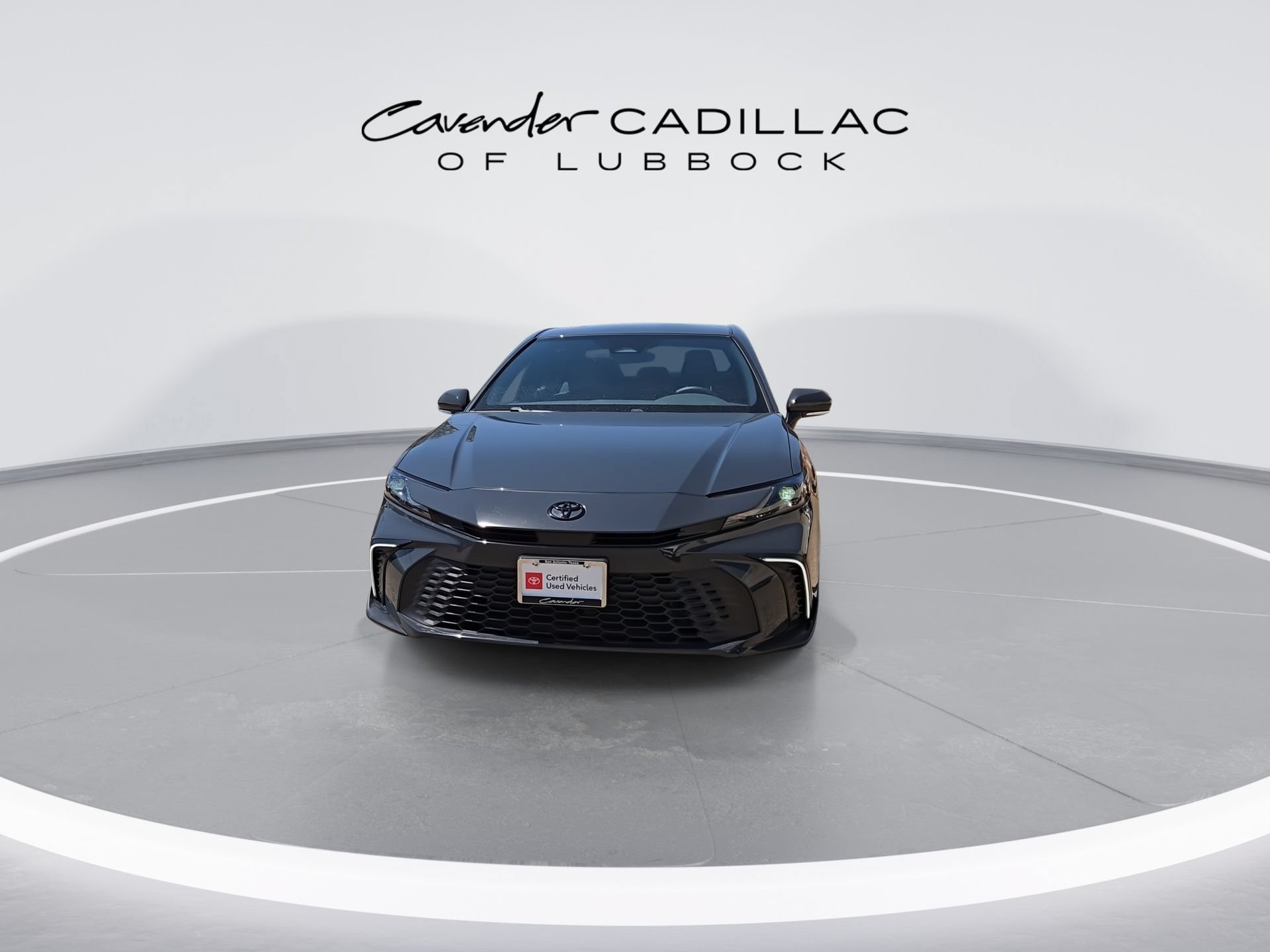 Used 2026 Toyota Camry SE FWD image 3
