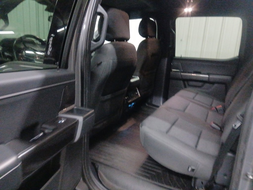 Certified 2021 Ford F150 XLT w/ Equipment Group 302A High image 23