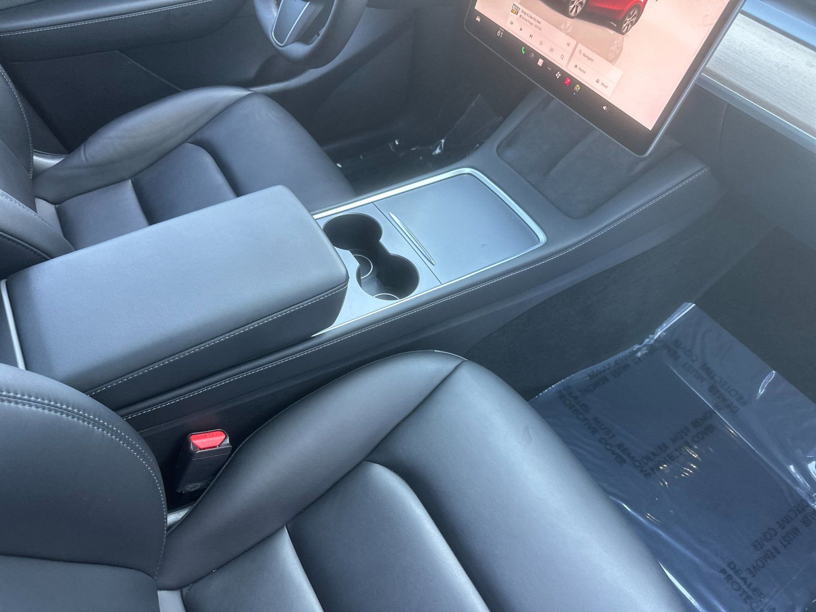 Used 2022 Tesla Model Y Long Range image 16