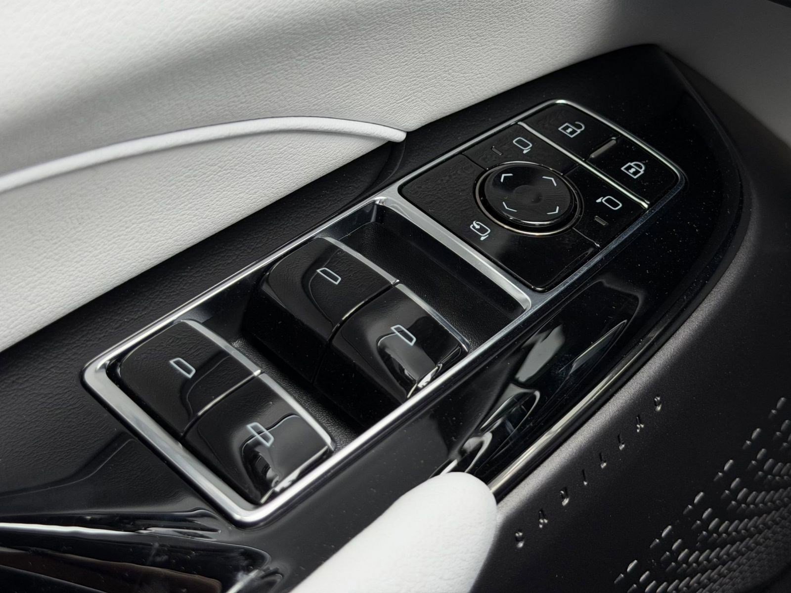 New 2026 Cadillac Lyriq Sport w/ LPO, Floor Liner Package image 25