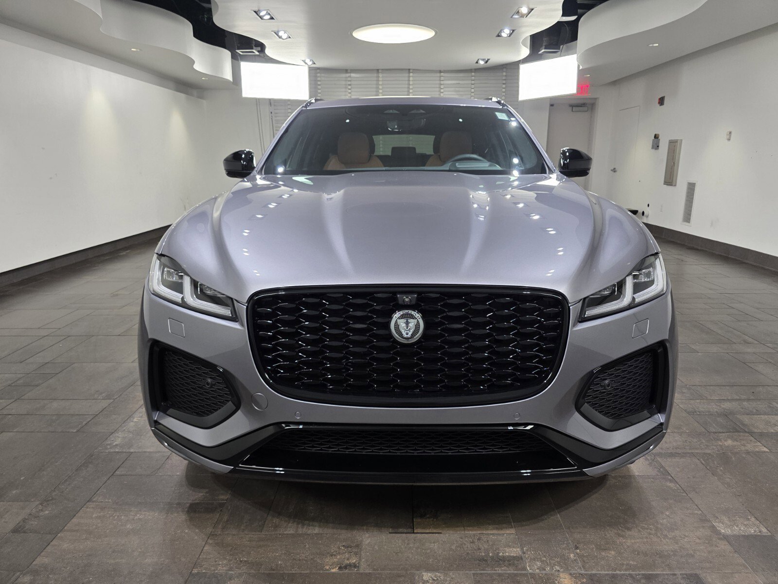 New 2026 Jaguar F-PACE R-Dynamic S image 2