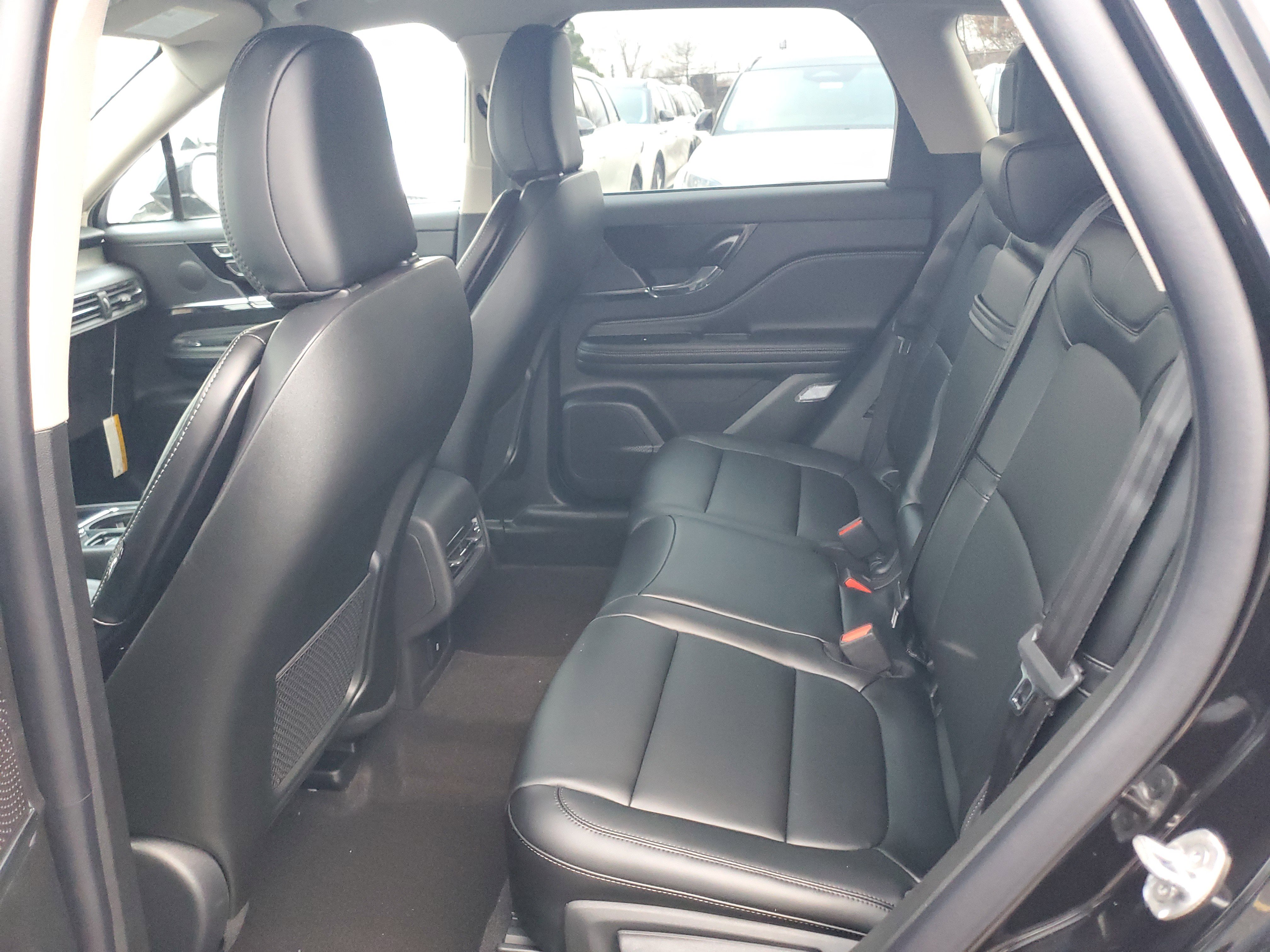 New 2026 Lincoln Corsair Premiere image 23