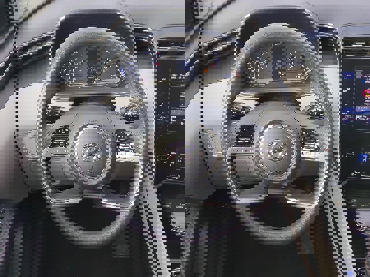 Certified 2024 Hyundai Tucson SEL image 21