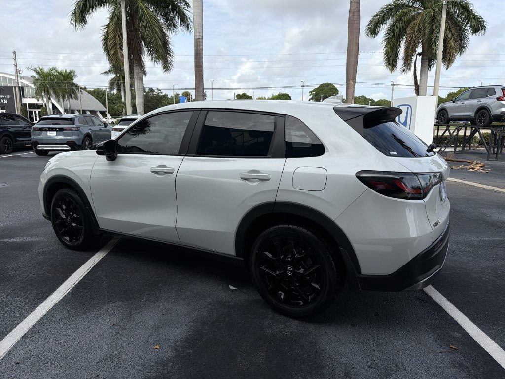 Certified 2024 Honda HR-V Sport image 23