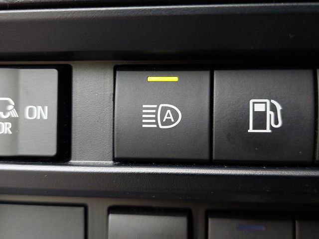 Used 2023 Toyota Sequoia Limited AWD/4WD image 41