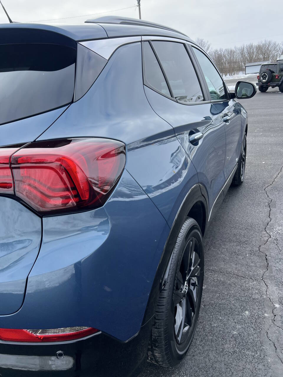 Used 2025 Buick Encore GX Sport Touring w/ Advanced Technology Package image 7