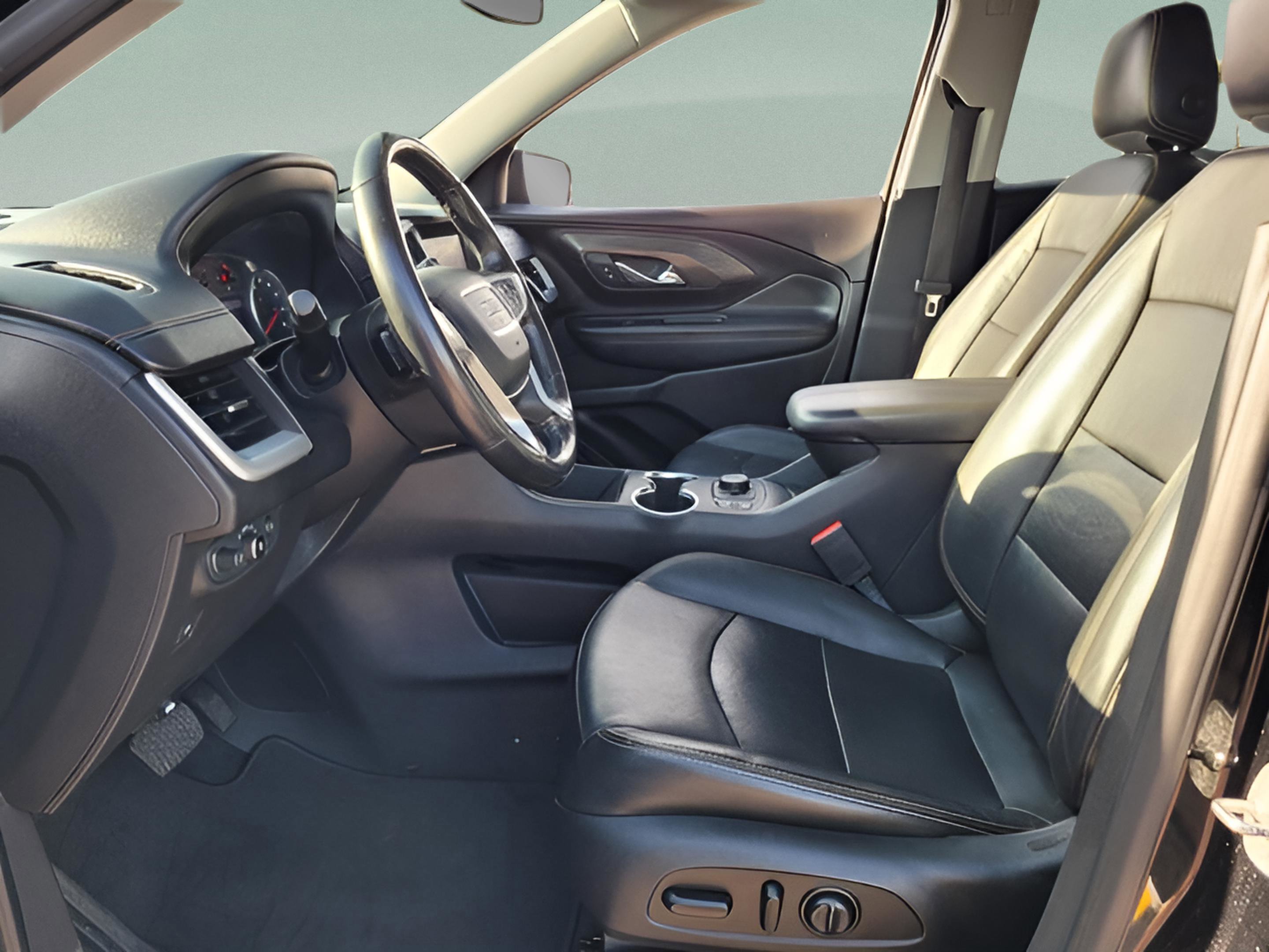 Used 2019 GMC Terrain SLT w/ Preferred Package image 14