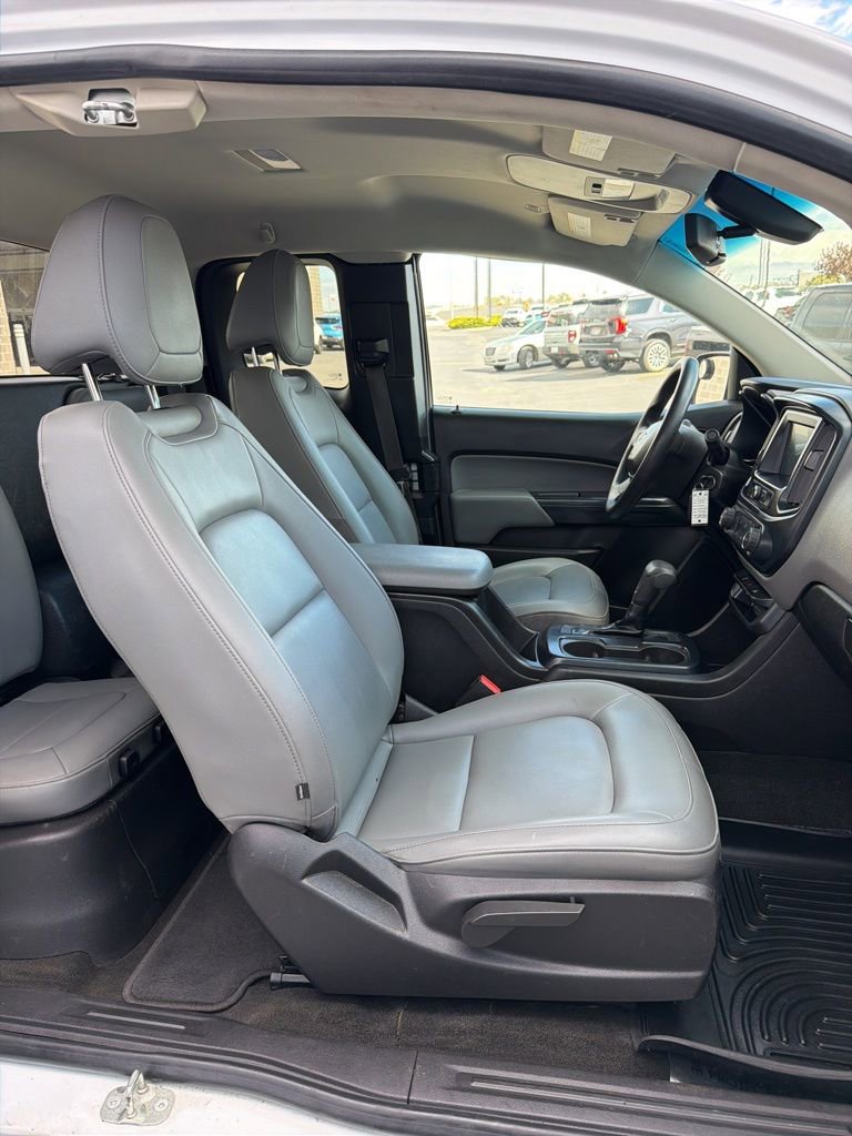 Used 2018 Chevrolet Colorado W/T image 32