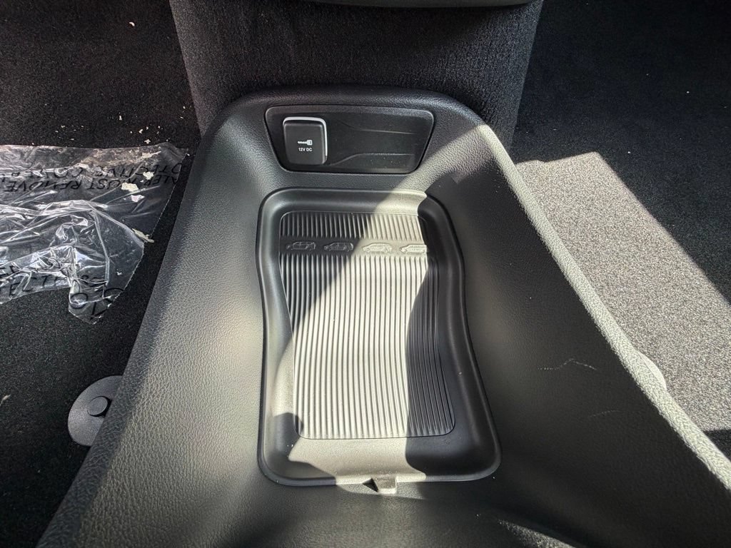 New 2026 Chrysler Pacifica Select FWD image 23