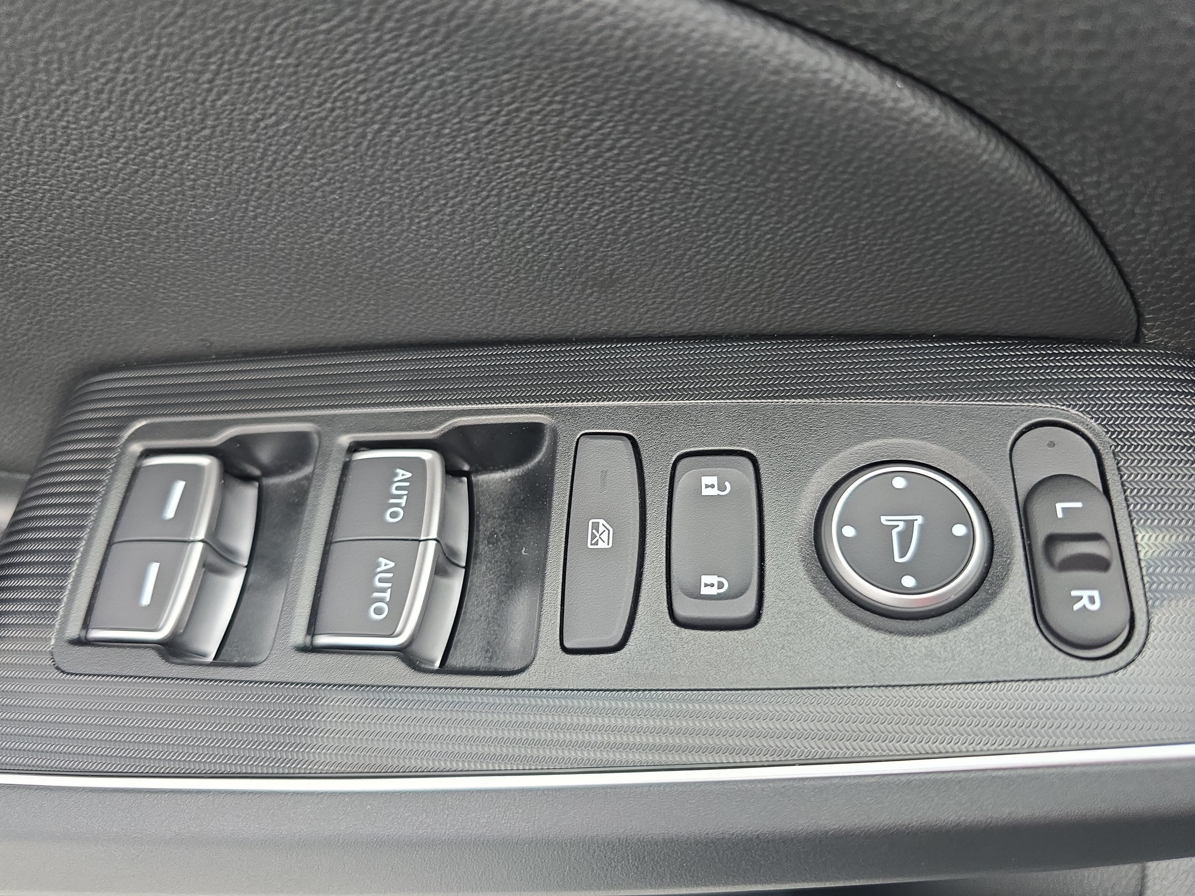 Certified 2024 Honda Civic Touring image 27
