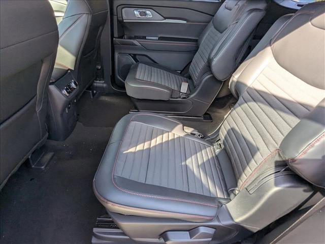 New 2026 Ford Explorer ST-Line w/ ST-Line Street Pack image 15