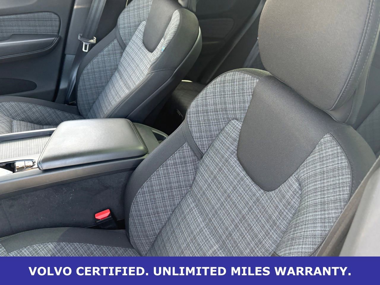 Certified 2023 Volvo XC60 B5 Core image 28