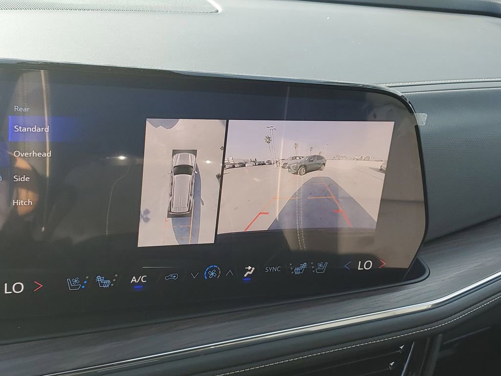 Used 2025 Chevrolet Tahoe Premier RWD image 27