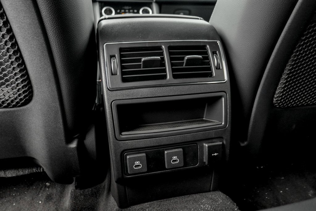 Used 2025 Jaguar F-PACE R-Dynamic S image 15