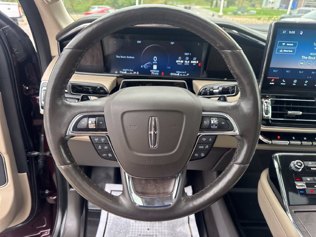 Used 2024 Lincoln Navigator Reserve AWD/4WD image 38