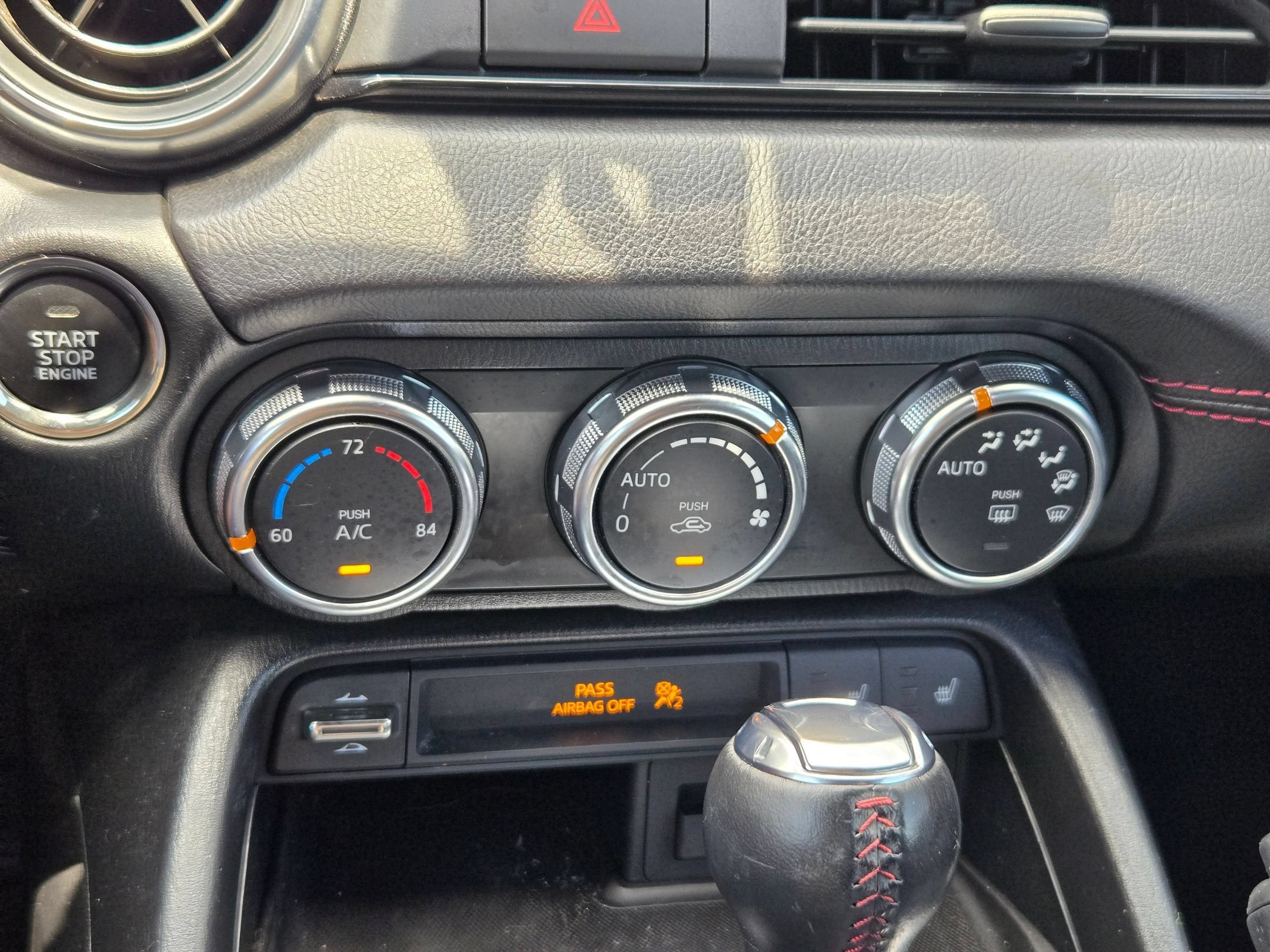 Used 2019 MAZDA MX-5 Miata RF Grand Touring RWD image 13