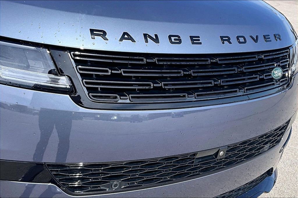 Used 2025 Land Rover Range Rover Sport Dynamic SE image 29