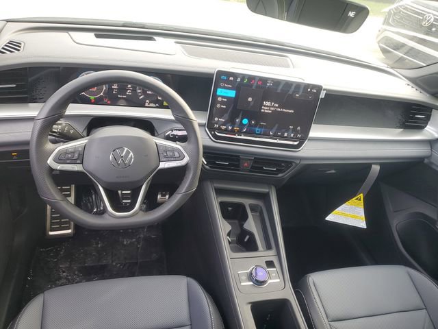 New 2026 Volkswagen Tiguan SE R-Line AWD/4WD image 10
