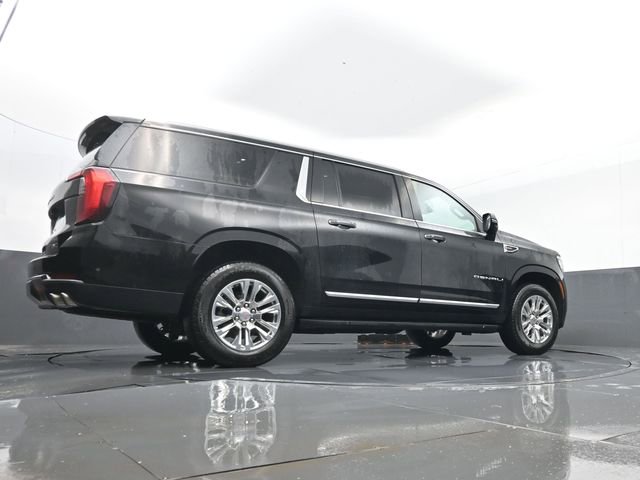 Used 2025 GMC Yukon XL Denali AWD/4WD image 31