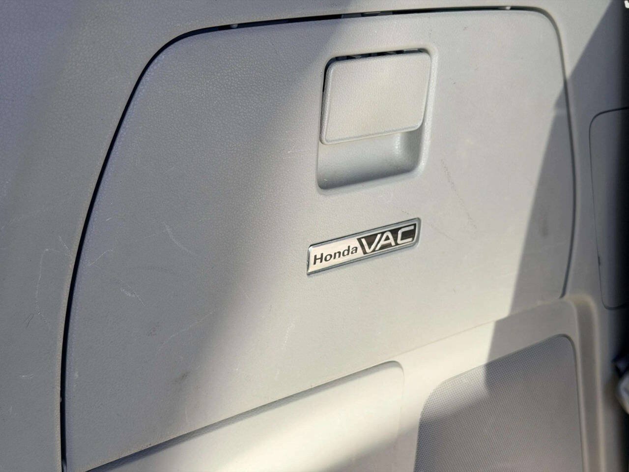 Used 2015 Honda Odyssey Touring Elite image 12