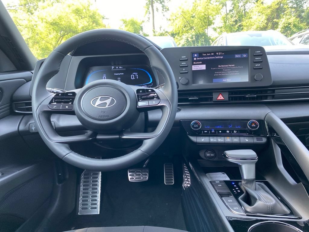 New 2026 Hyundai Elantra SEL Sport Premium FWD image 10