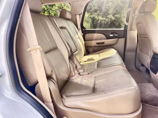 Used 2008 GMC Yukon 2WD Hybrid image 14