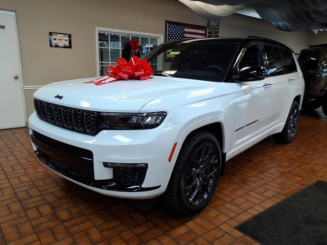 New 2025 Jeep Grand Cherokee L Summit image 5