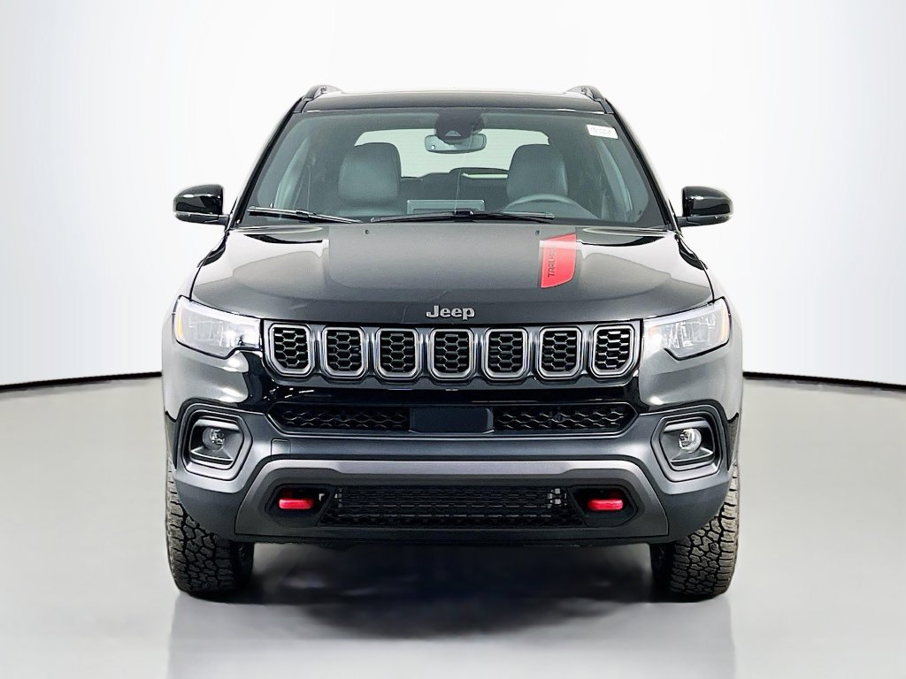 New 2026 Jeep Compass Trailhawk w/ Sun, Sound & Navigation Group AWD/4WD image 2