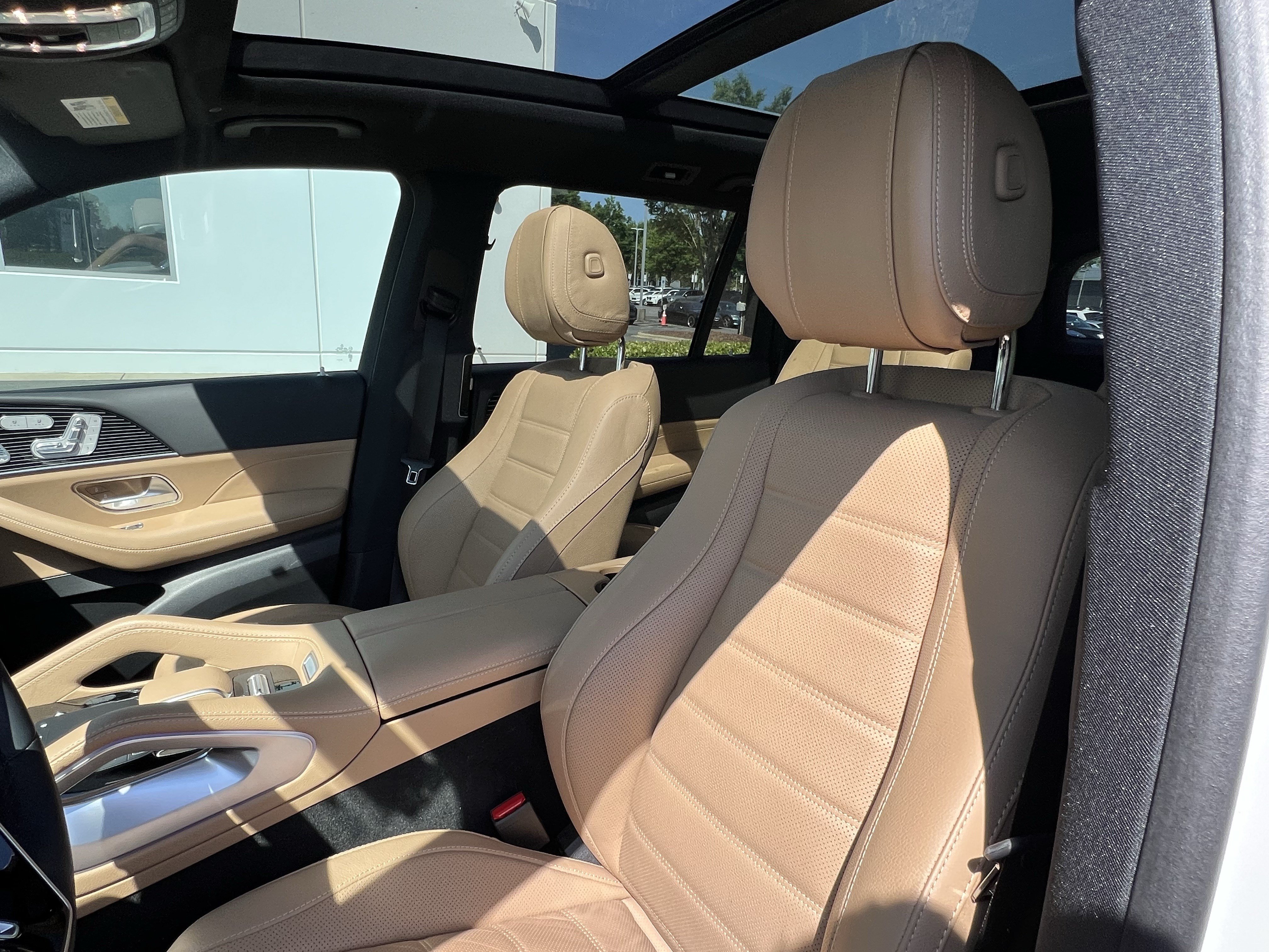 Certified 2025 Mercedes-Benz GLS 450 4MATIC image 16