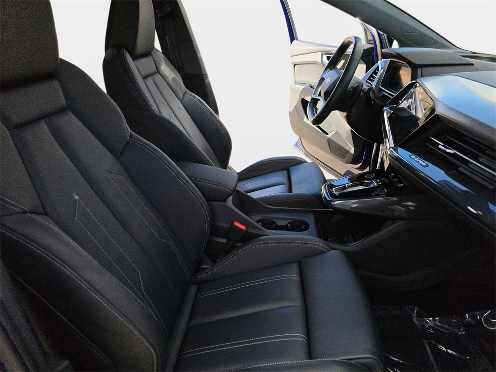 Used 2023 Audi Q4 e-tron Premium image 12