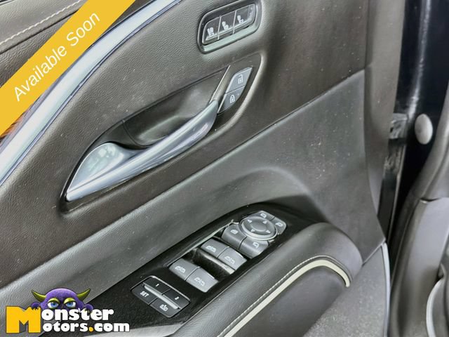 Used 2022 Cadillac Escalade Premium Luxury w/ Touring Package AWD/4WD image 18