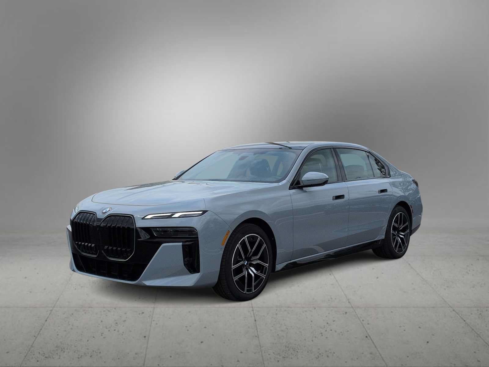 New 2025 BMW 740i xDrive AWD/4WD image 4
