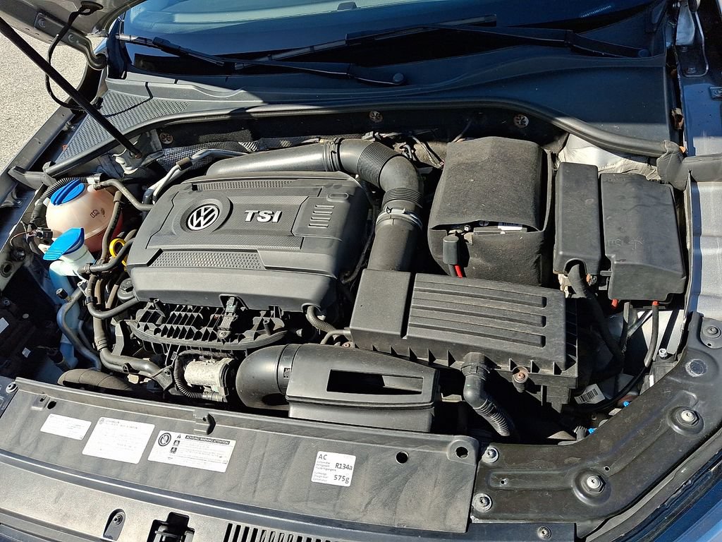 Used 2014 Volkswagen Passat 1.8T SE FWD image 26