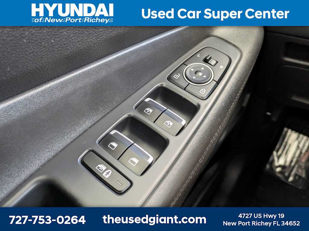 Used 2022 Hyundai Santa Fe XRT FWD image 31