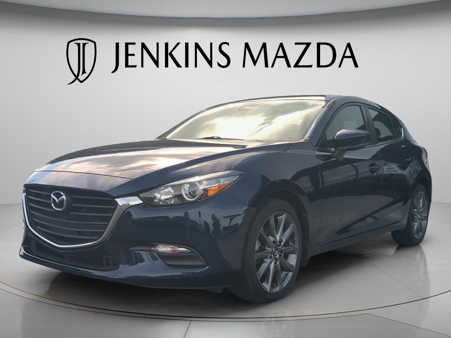 Used 2018 MAZDA MAZDA3 Touring FWD image 7
