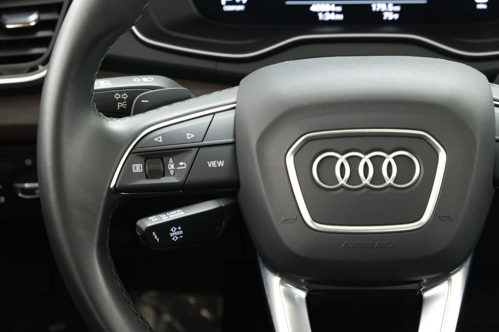 Used 2022 Audi Q5 2.0T Premium Plus w/ Premium Plus Package AWD/4WD image 13