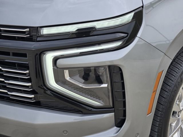 New 2025 Chevrolet Suburban High Country w/ Sun And Tow Package AWD/4WD image 6