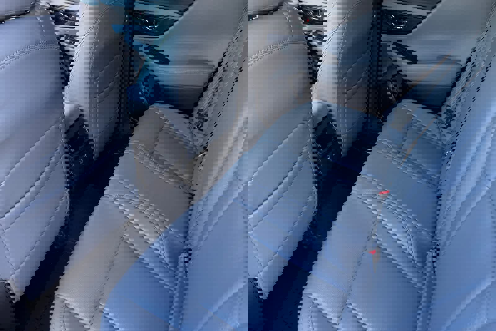 Used 2020 Subaru Legacy Premium image 4